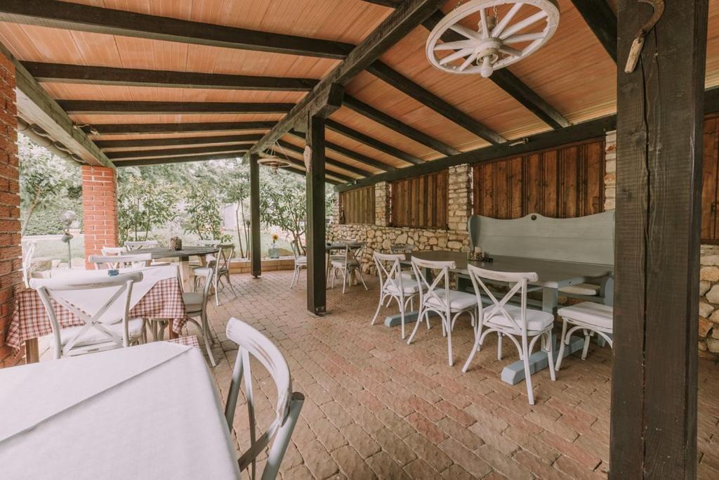Bed And Breakfast Kolo Adults Only Bužinija Exterior foto